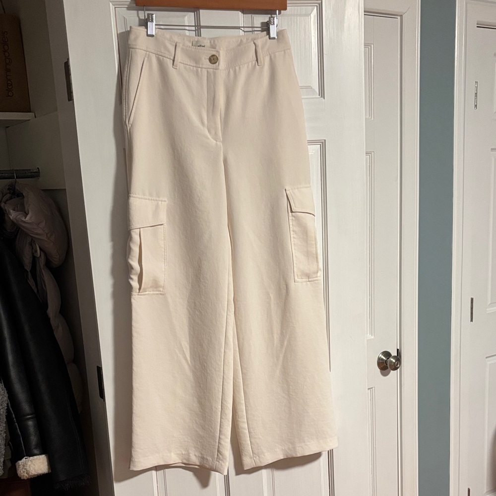 Aritzia Babaton Crepe Wide-Leg Cargo Pants